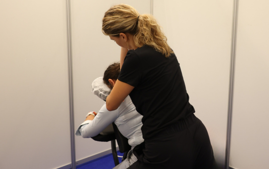 photo de massage sur chaise à biarritz